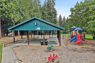 18714 McGhee Dr E, Bonney Lake, WA 98391 - Photo 37