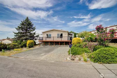 2704 Dundee Place, Anacortes, WA 98221 - Photo 23