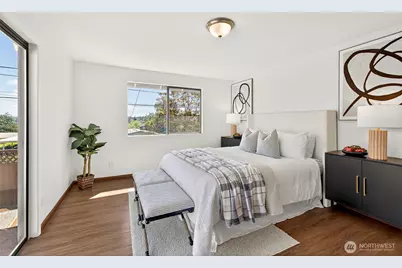 3415 24th Avenue W, Seattle, WA 98199 - Photo 11