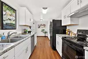 3415 24th Ave W, Seattle, WA 98199 - Photo 7
