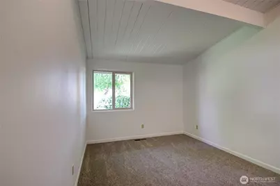 16972 Vaughn Rd, Mount Vernon, WA 98273 - Photo 19