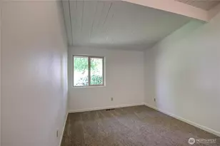 16972 Vaughn Rd, Mount Vernon, WA 98273 - Photo 19