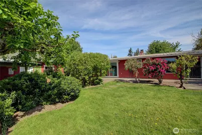 16972 Vaughn Rd, Mount Vernon, WA 98273 - Photo 5