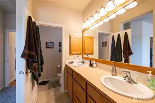 8304 Vashon Dr NE, Lacey, WA 98516 - Photo 11