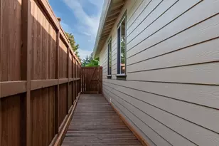 8304 Vashon Dr NE, Lacey, WA 98516 - Photo 23
