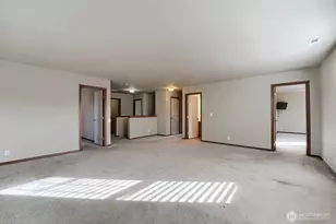 7815 147th St E, Puyallup, WA 98375 - Photo 13