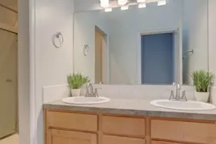 12717 Greenwood Ave N, Seattle, WA 98133 - Photo 9