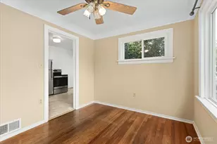 307 I St SE, Auburn, WA 98002 - Photo 9
