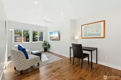 2011 145th Avenue SE, Bellevue, WA 98007 - Photo 17