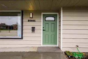 2301 Jade Ave, Everett, WA 98201 - Photo 3