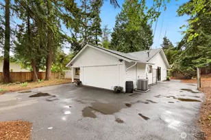 16310 Fremont Pl N, Shoreline, WA 98133 - Photo 3