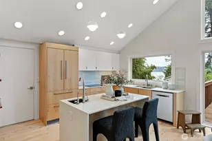 4020 47th Ave S, Seattle, WA 98118 - Photo 5