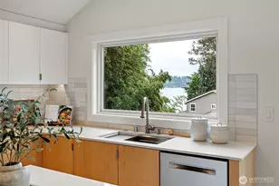 4020 47th Ave S, Seattle, WA 98118 - Photo 7