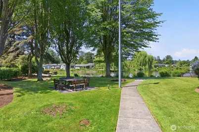 24324 9th Avenue W, Bothell, WA 98021 - Photo 31