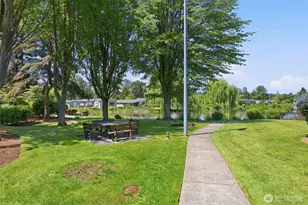 24324 9th Ave W, Bothell, WA 98021 - Photo 31