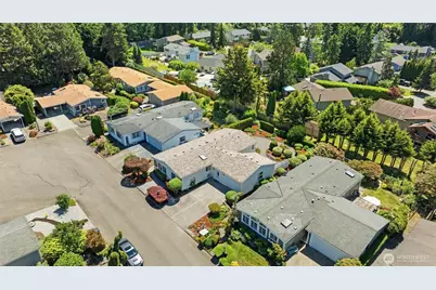 24324 9th Avenue W, Bothell, WA 98021 - Photo 33