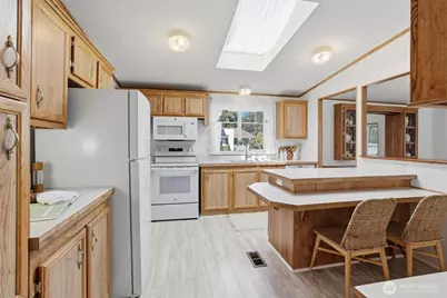 24324 9th Avenue W, Bothell, WA 98021 - Photo 11