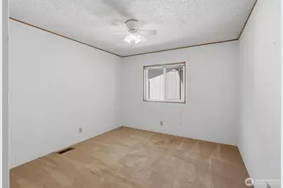 24324 9th Avenue W, Bothell, WA 98021 - Photo 21