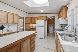 24324 9th Ave W, Bothell, WA 98021 - Photo 13