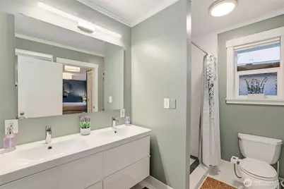 5250 45th Avenue SW, Seattle, WA 98136 - Photo 13