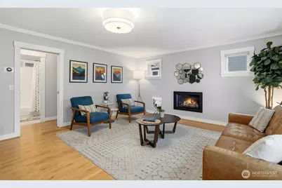 5250 45th Avenue SW, Seattle, WA 98136 - Photo 3