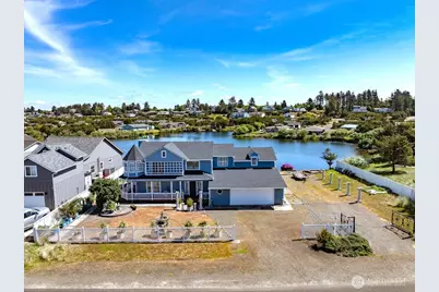 34100 G Street, Long Beach, WA 98640 - Photo 1