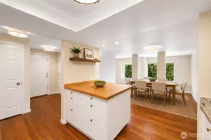 10840 NE 35th Pl, Bellevue, WA 98004 - Photo 5