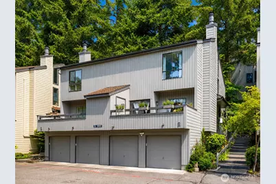 10840 NE 35th Place #2, Bellevue, WA 98004 - Photo 1