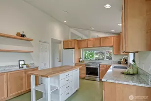 1008 W Toledo St, Bellingham, WA 98229 - Photo 13