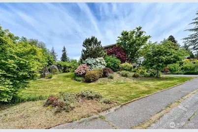 1008 W Toledo Street, Bellingham, WA 98229 - Photo 3