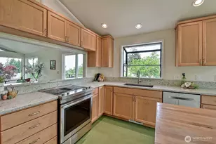 1008 W Toledo St, Bellingham, WA 98229 - Photo 15