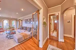 700 W Prospect St, Seattle, WA 98119 - Photo 5