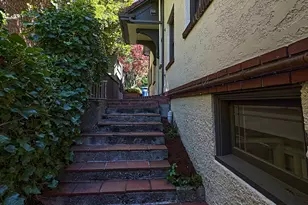 700 W Prospect St, Seattle, WA 98119 - Photo 37