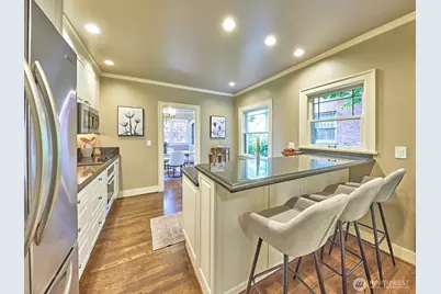 700 W Prospect Street, Seattle, WA 98119 - Photo 13