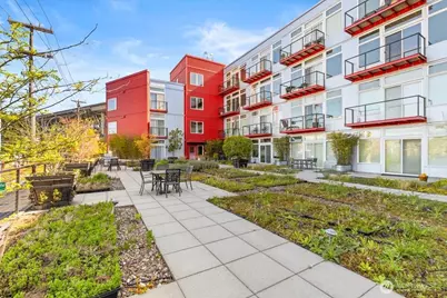 2960 Eastlake Avenue E #111, Seattle, WA 98102 - Photo 25