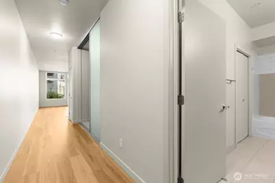 2960 Eastlake Avenue E #111, Seattle, WA 98102 - Photo 5
