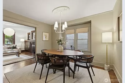 924 N 75th Street, Seattle, WA 98103 - Photo 11