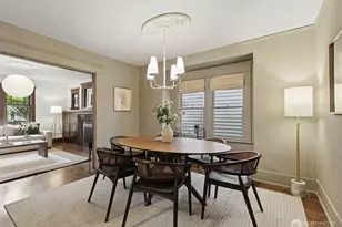 924 N 75th St, Seattle, WA 98103 - Photo 11