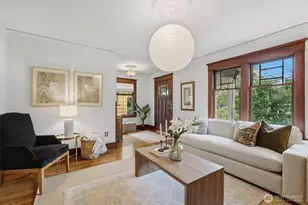 924 N 75th St, Seattle, WA 98103 - Photo 9