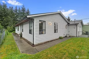 32417 2nd Ave, Black Diamond, WA 98010 - Photo 3