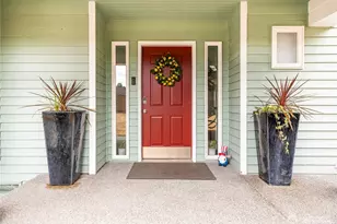 1517 SE Camano Dr, Camano Island, WA 98282 - Photo 3