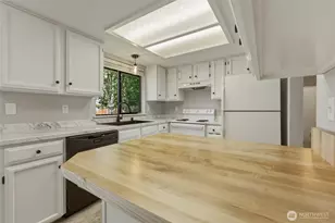 9140 Shadberry Dr SE, Olympia, WA 98513 - Photo 13