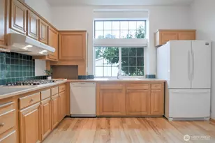 8045 18th Ln SE, Lacey, WA 98503 - Photo 9