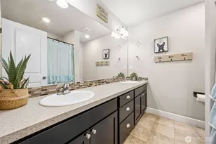 18514 18th Ave E, Spanaway, WA 98387 - Photo 17