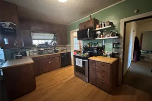 216 127th St E, Tacoma, WA 98445 - Photo 11