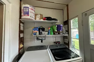 216 127th St E, Tacoma, WA 98445 - Photo 13
