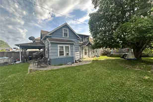 216 127th St E, Tacoma, WA 98445 - Photo 1