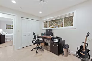 18483 47th Pl NE, Lake Forest Park, WA 98155 - Photo 19