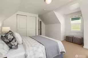 17 W Dravus St, Seattle, WA 98119 - Photo 23