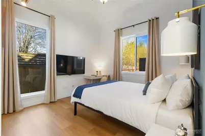10039 13th Avenue NW, Seattle, WA 98177 - Photo 23